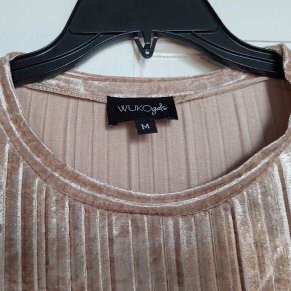 WUKO Gals Velvet ribbed dress Size M - Picture 5 of 5